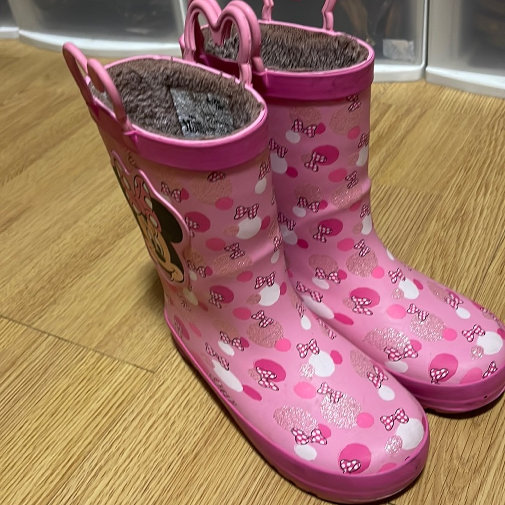 KIDS WESTERN CHIEF MINNIE MOUSE RAIN-BOOTS!